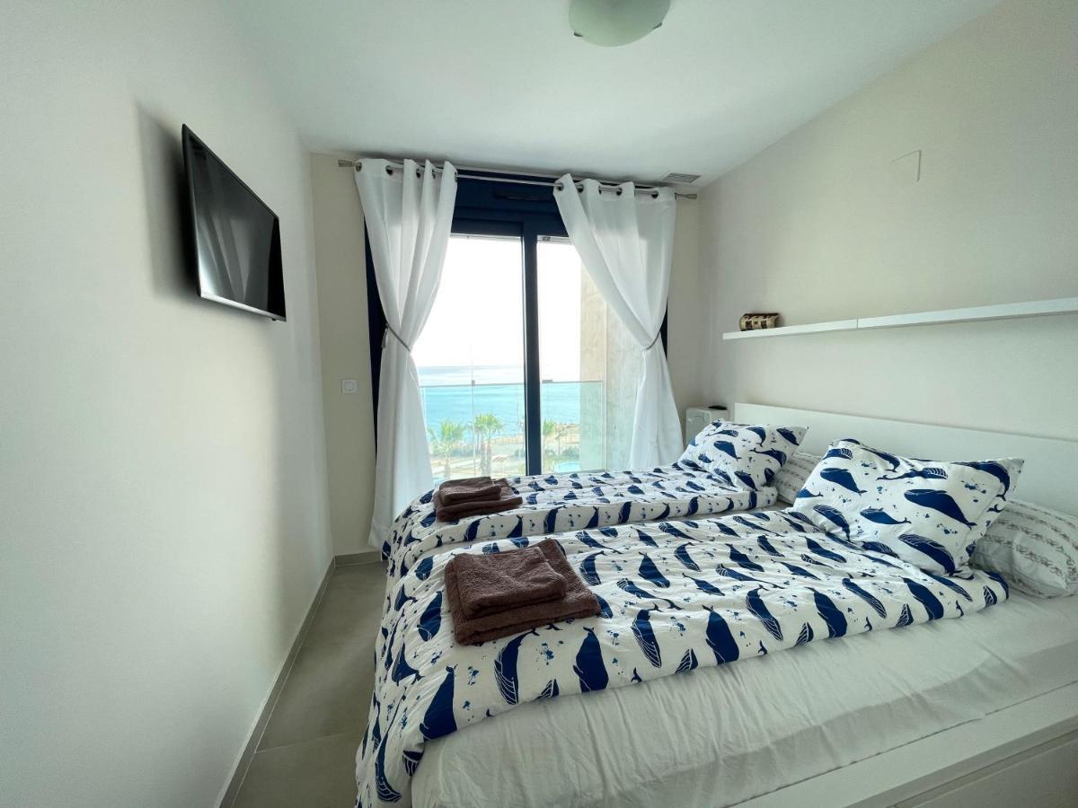 Apartamento En Sea Senses Freya Torrevieja Exterior photo